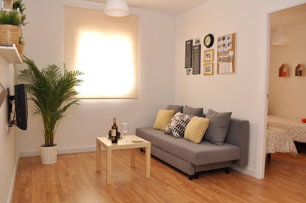 Bcn4Days Apartments L'Hospitalet de Llobregat Buitenkant foto